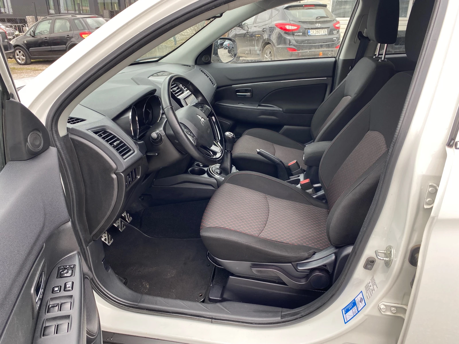 Mitsubishi ASX 1.6 NAVI LPG, снимка 9 - Автомобили и джипове - 53892136