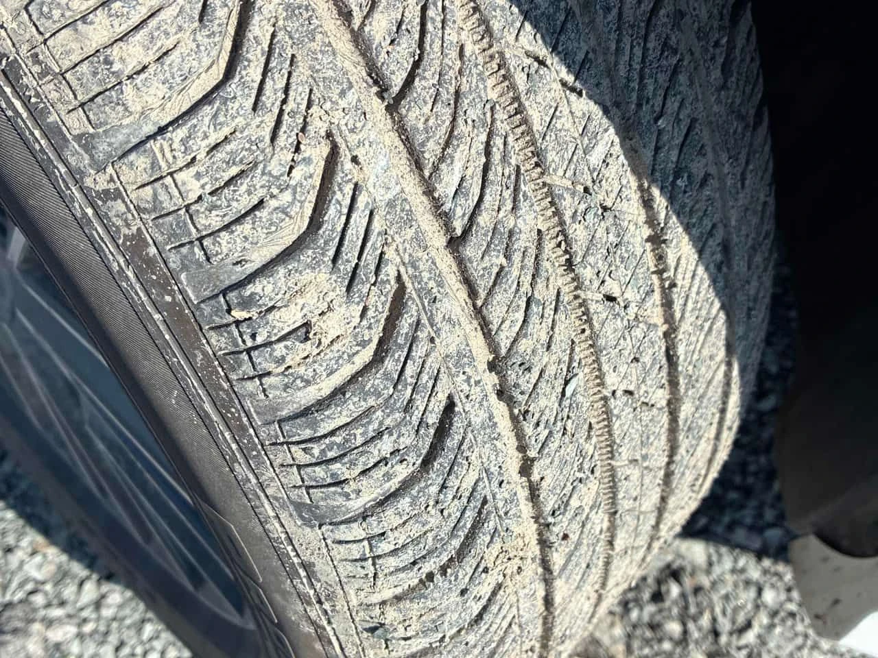 Audi Q3 * Komfort * CARFAX * 2 КЛЮЧА * ПАНО * KEYLESS, снимка 13 - Автомобили и джипове - 54158123