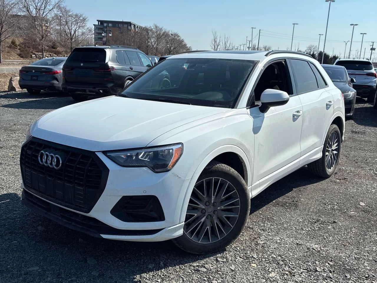Audi Q3 * Komfort * CARFAX * 2 КЛЮЧА * ПАНО * KEYLESS