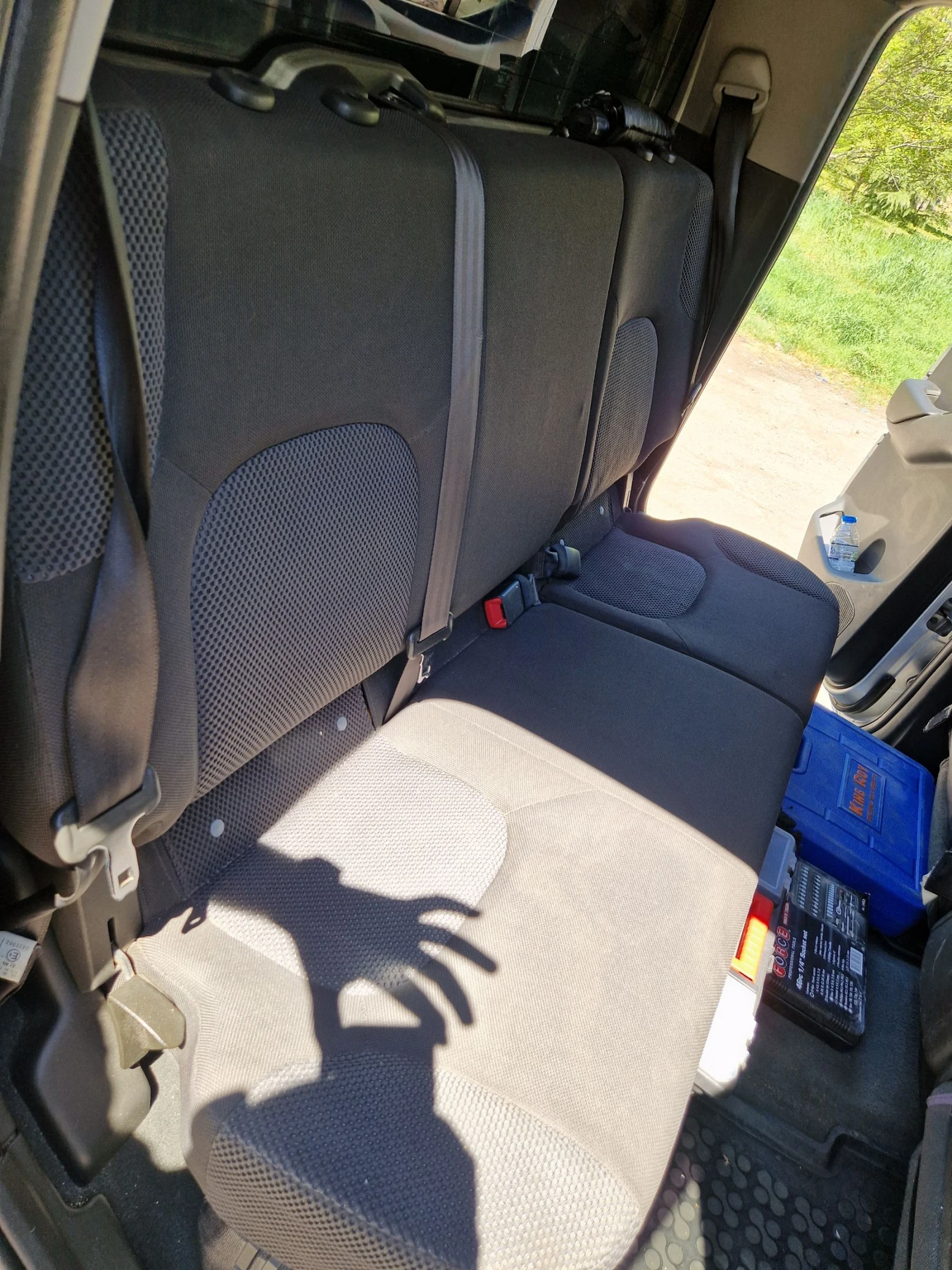 Nissan Navara, снимка 12 - Автомобили и джипове - 54321980