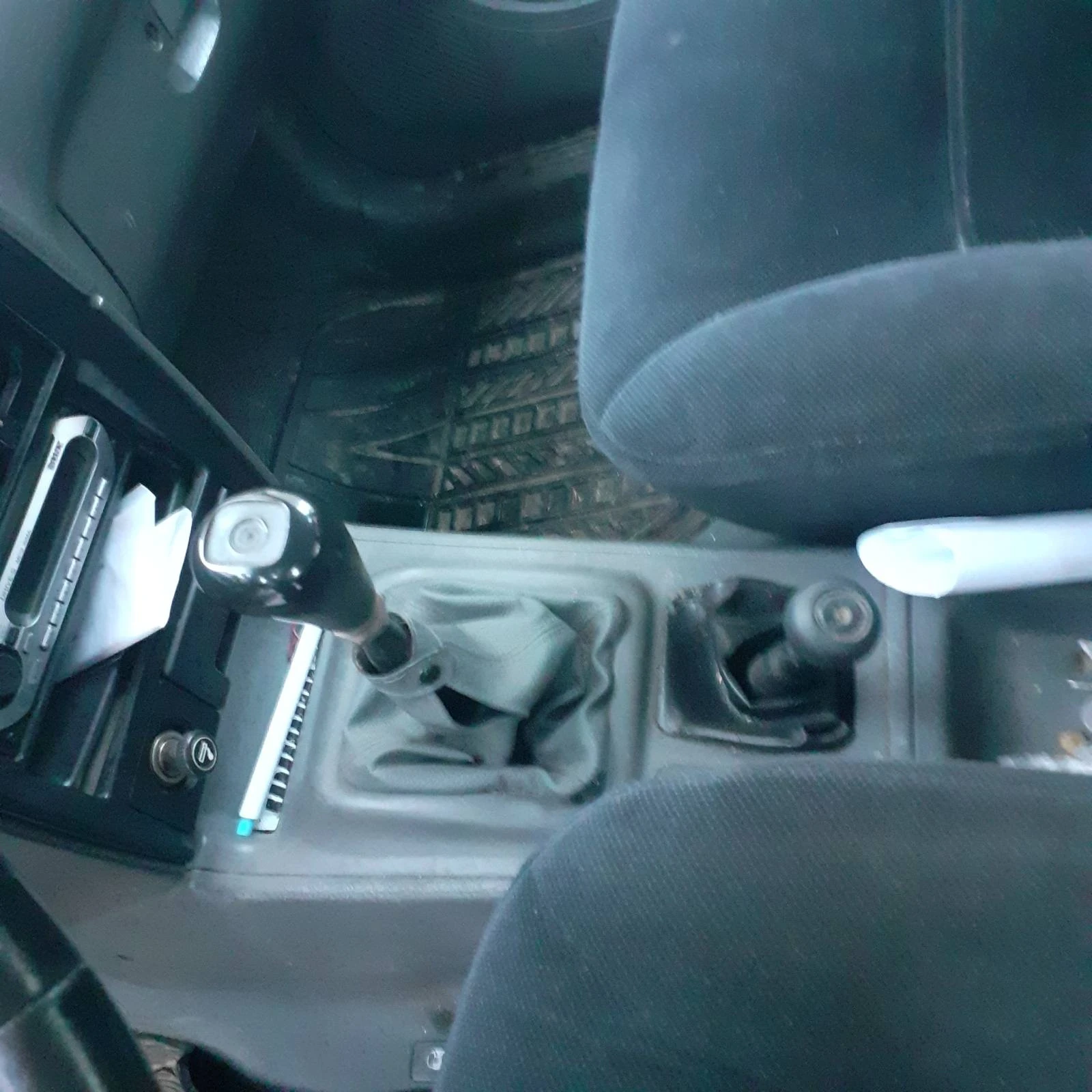 Kia Sportage, снимка 4 - Автомобили и джипове - 54839359