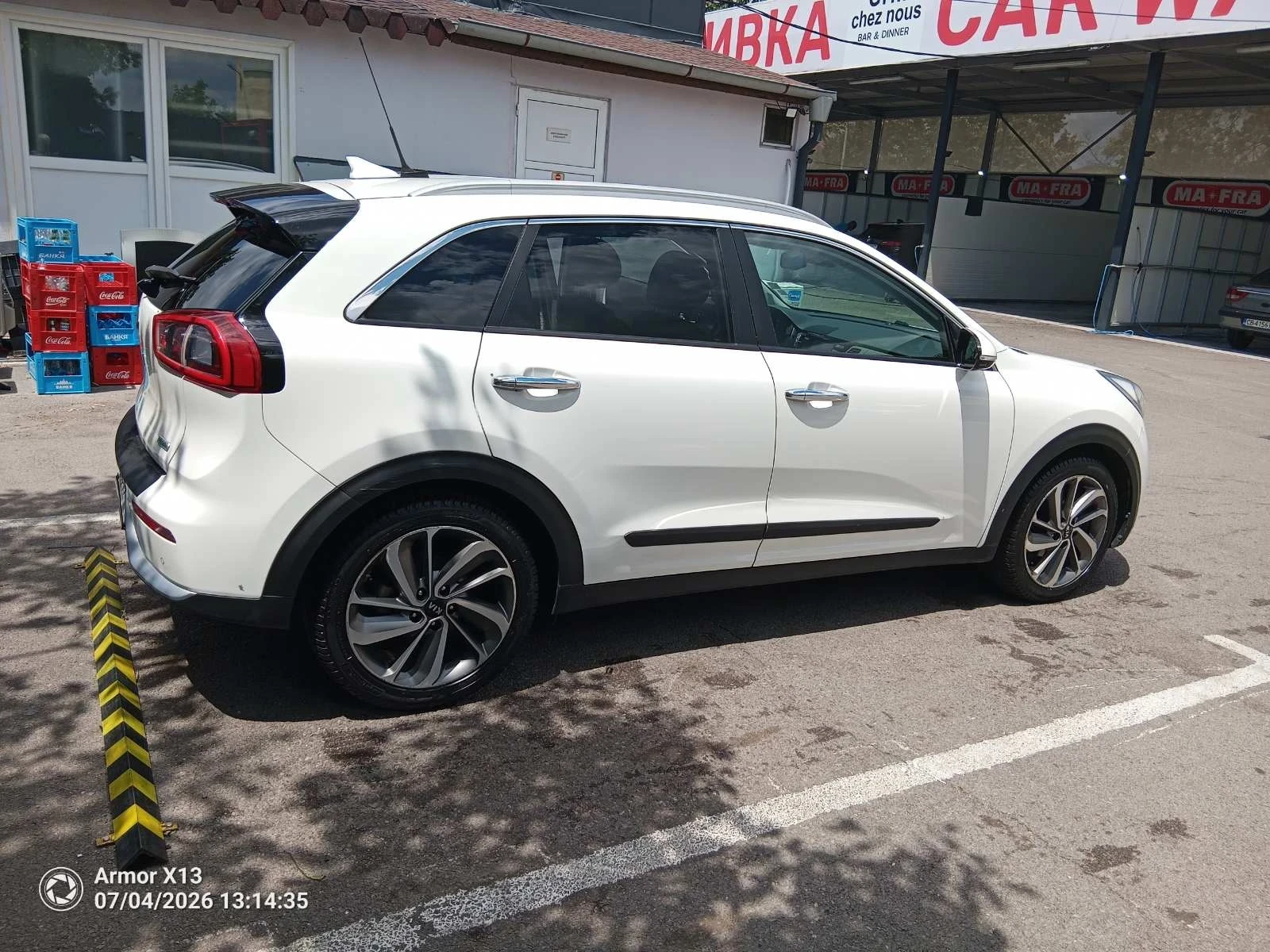 Kia Niro Hybrid + , снимка 4 - Автомобили и джипове - 55156816