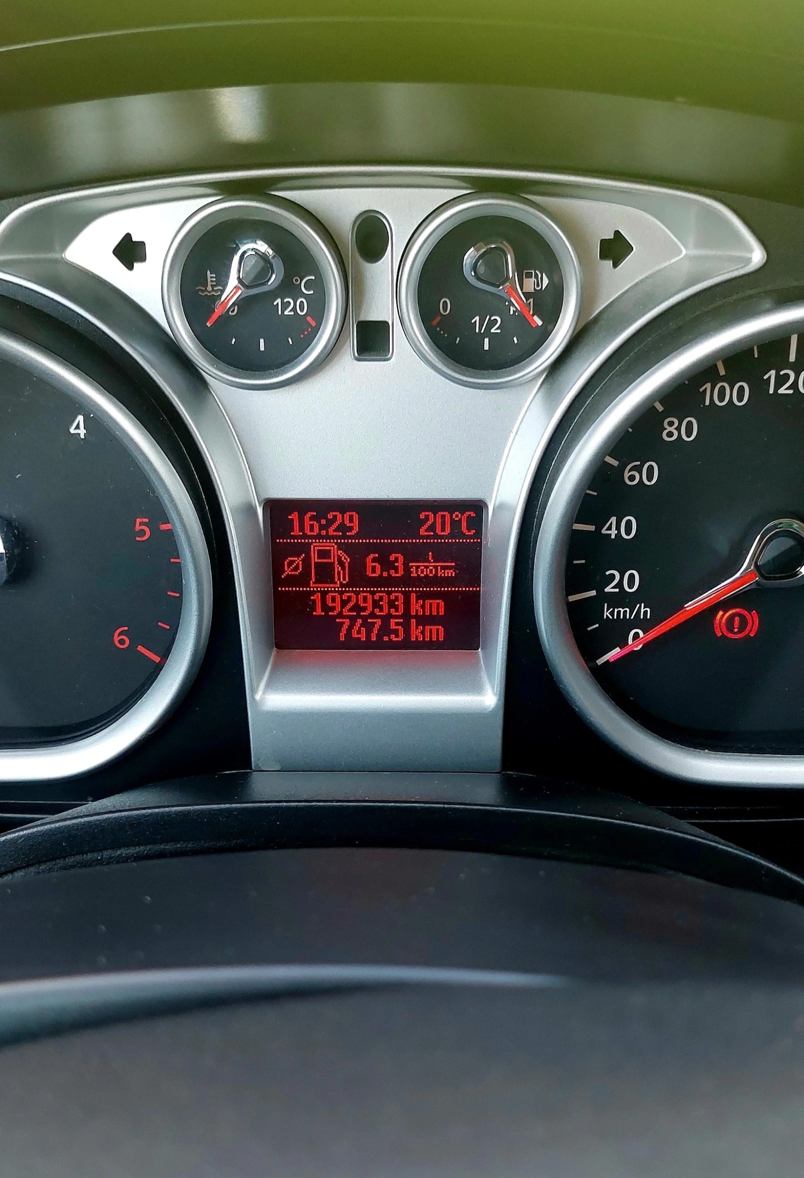 Ford Kuga, снимка 6 - Автомобили и джипове - 55682136