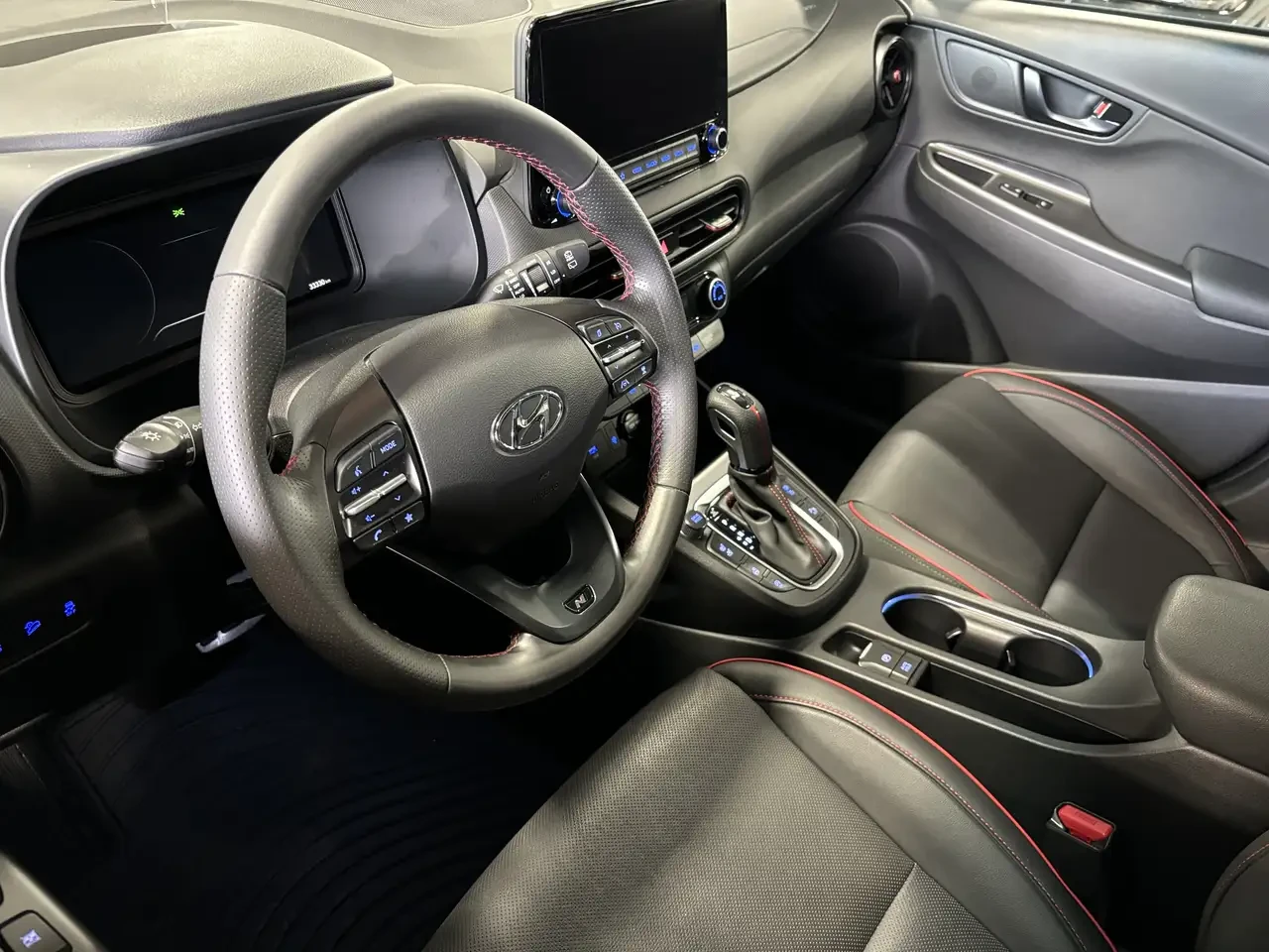 Hyundai Kona 1.6T N Line| AWD| ULTIMATEPKG| NAV| SUNROOF| LEATH | Mobile.bg � ����������� 15