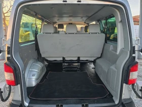 VW Transporter 2.0 TDI 140 К.С. 4-MOTION / 9 МЕСТЕН / НАВИ / КЛИМ, снимка 12