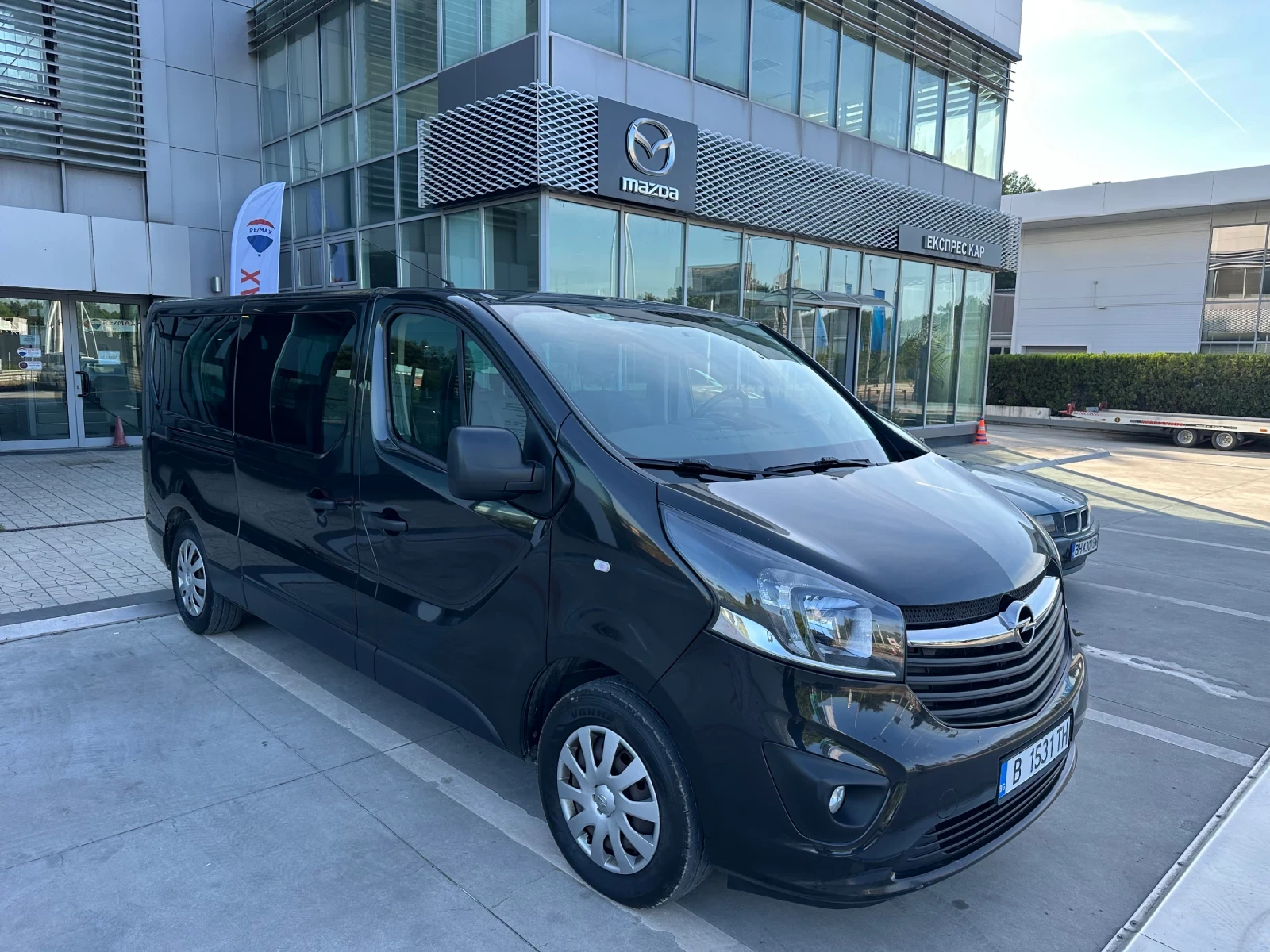 Opel Vivaro 1.6 BiTurbo 145 кс - 9 места 