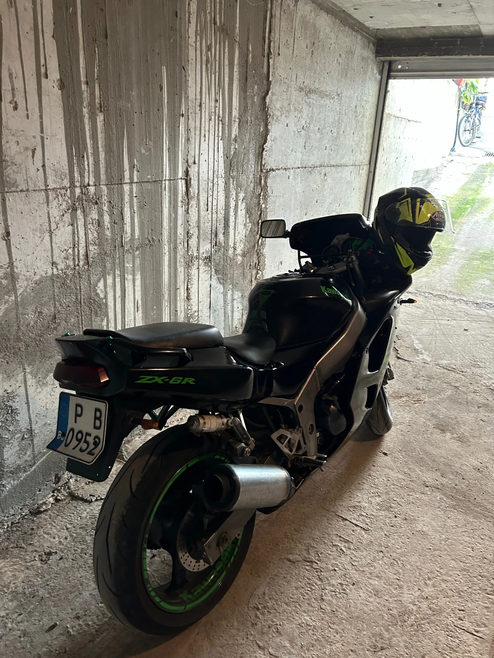 Kawasaki Zrx  - изображение 4