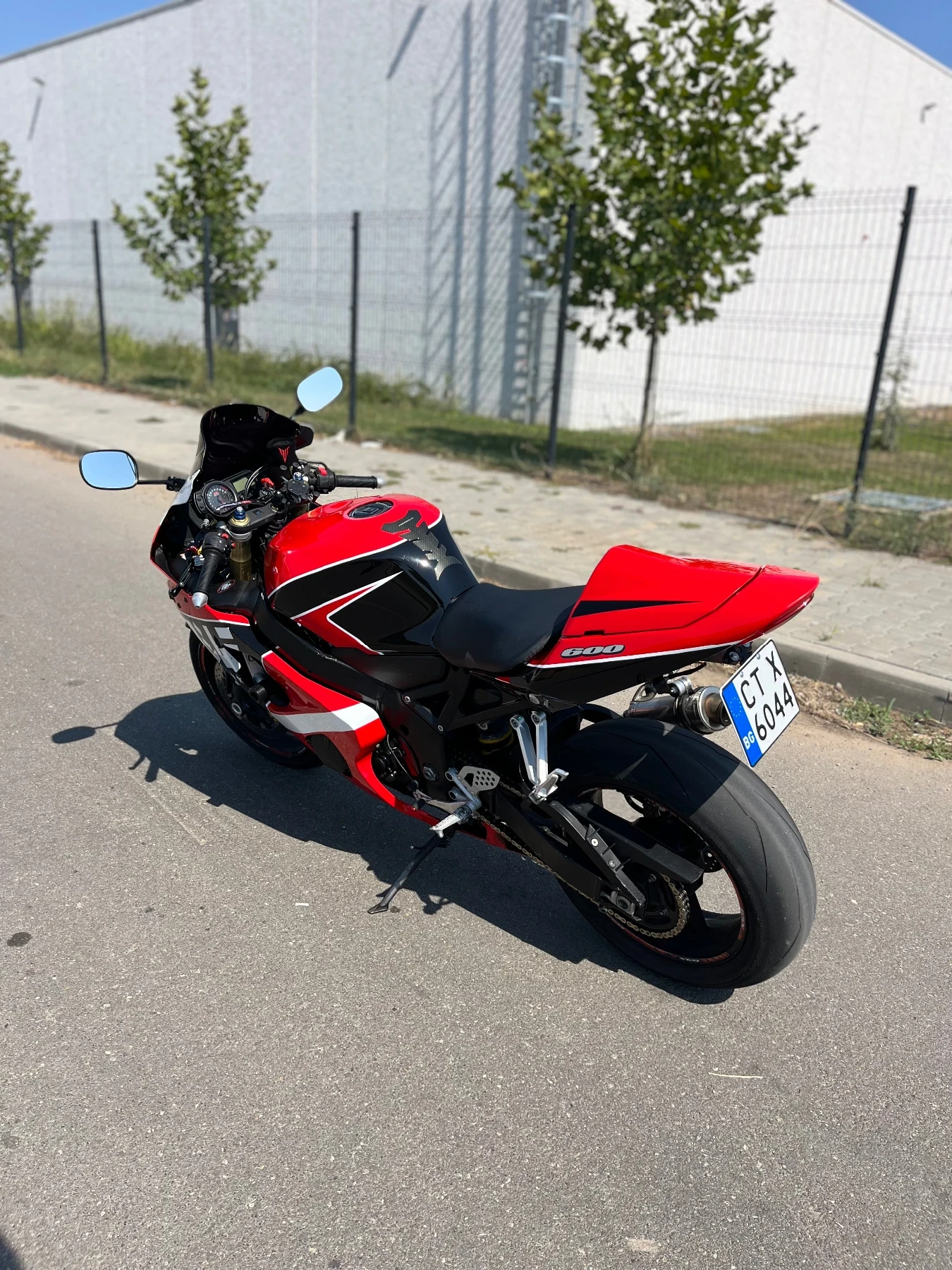 Suzuki Gsxr 600 - изображение 5