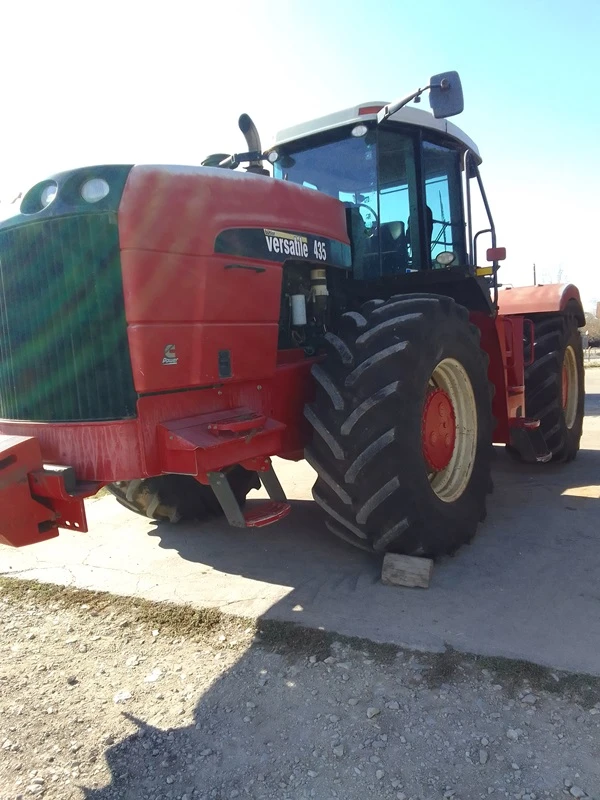 Трактор Buhler Versatile 435 - изображение 2