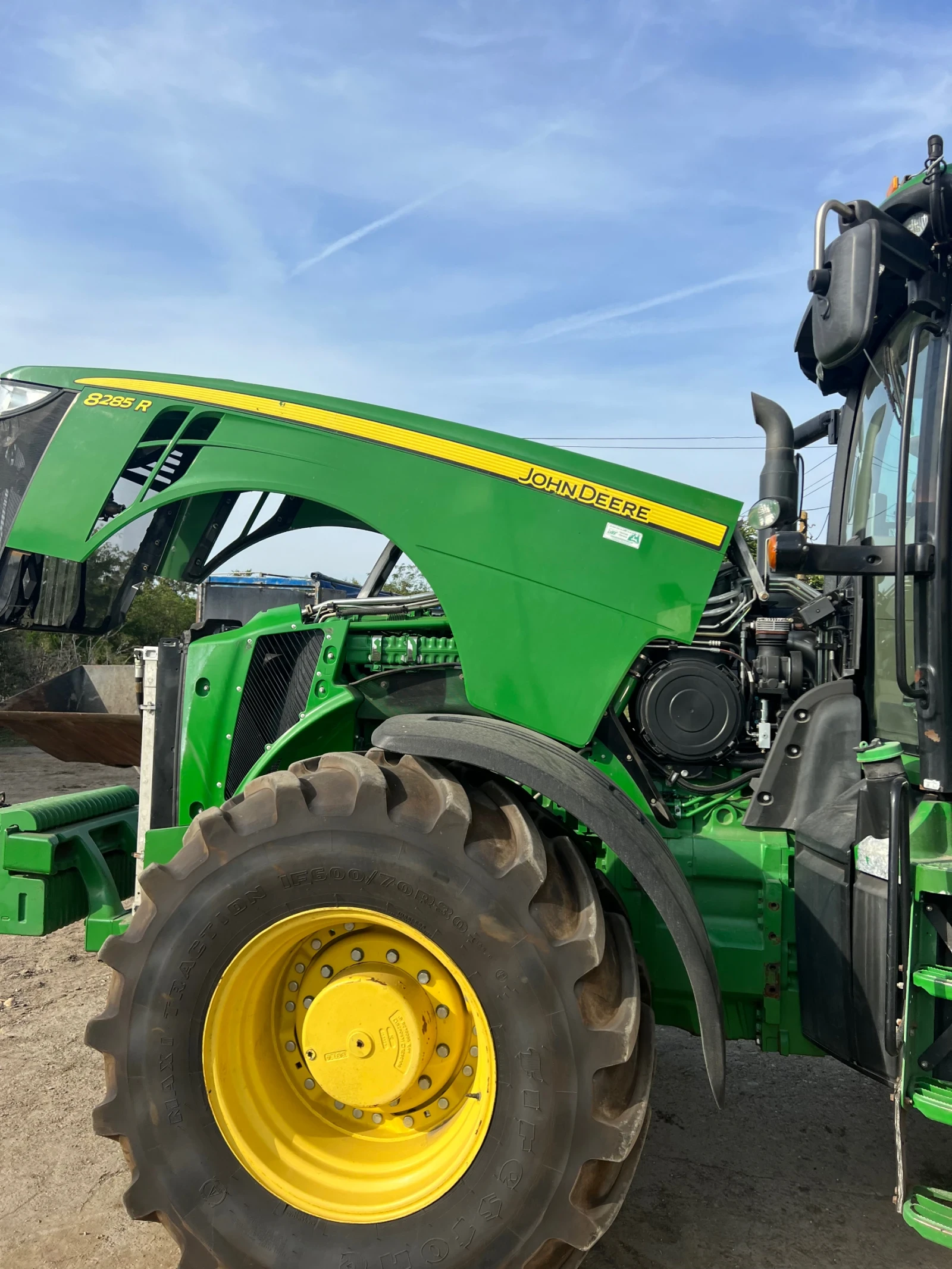Трактор John Deere 8285 R - изображение 6