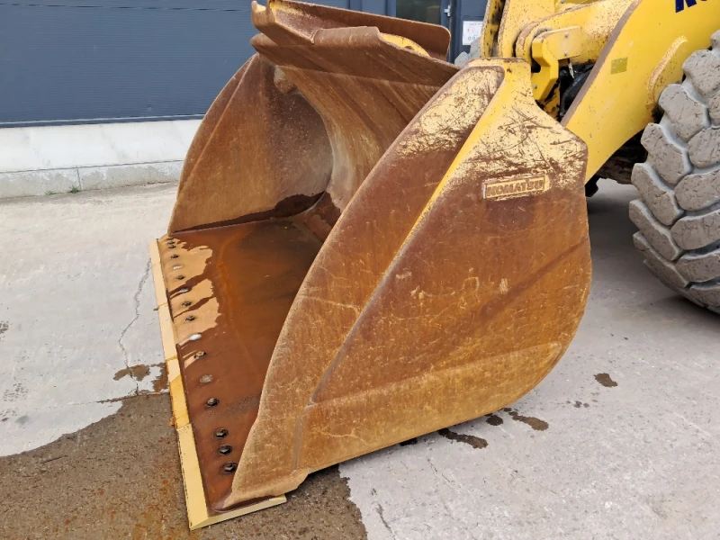 Багер Komatsu WA475-10 , снимка 8 - Индустриална техника - 52391285