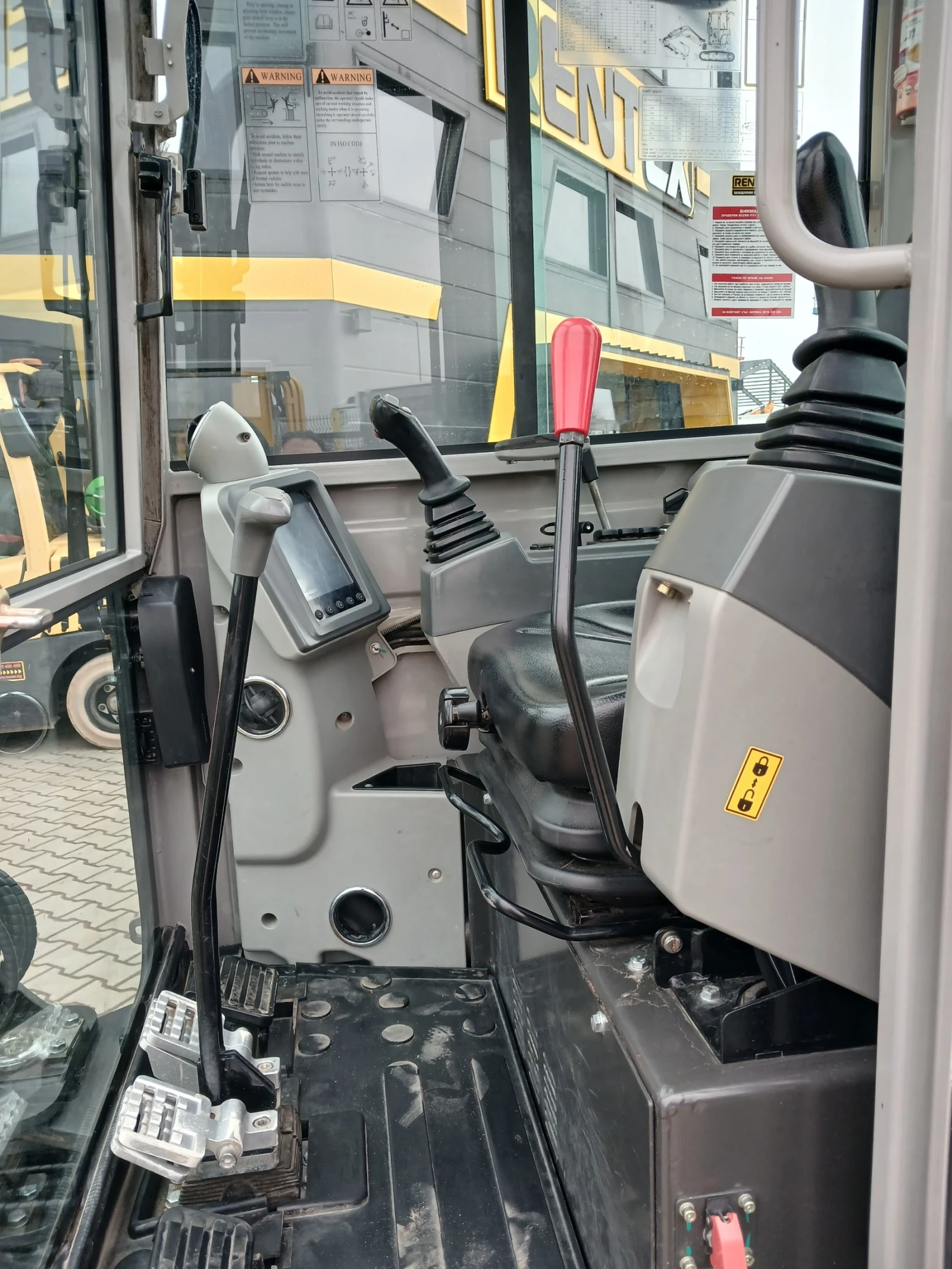 Багер ZOOMLION ZE 26 GU, снимка 13 - Индустриална техника - 54062362