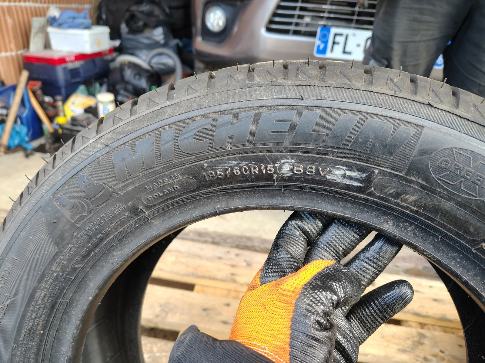 Гуми Летни 195/60R15, снимка 3 - Гуми и джанти - 55840204