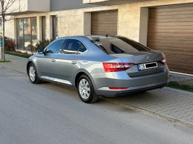 Skoda Superb 2.0TDI Ambition, снимка 4