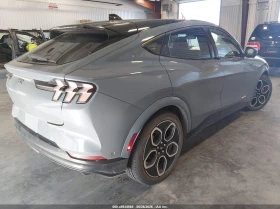 Ford Mustang Mach-E Gt, снимка 4