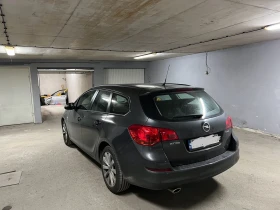 Opel Astra 1.4 Turbo Газ, снимка 3