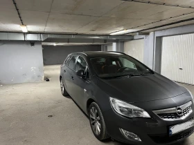 Opel Astra 1.4 Turbo Газ, снимка 2