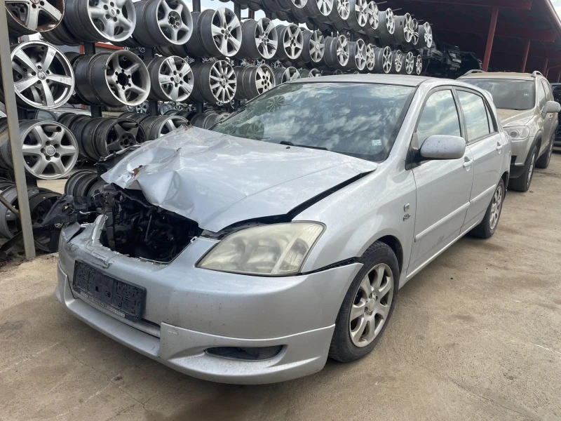 Toyota Corolla 2.0, снимка 1 - Автомобили и джипове - 42376711