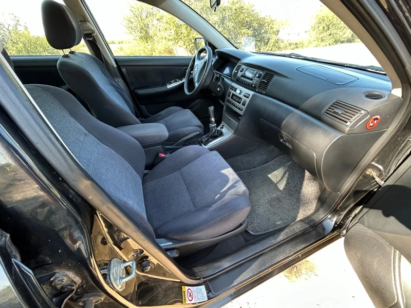 Toyota Corolla, снимка 9 - Автомобили и джипове - 47707217