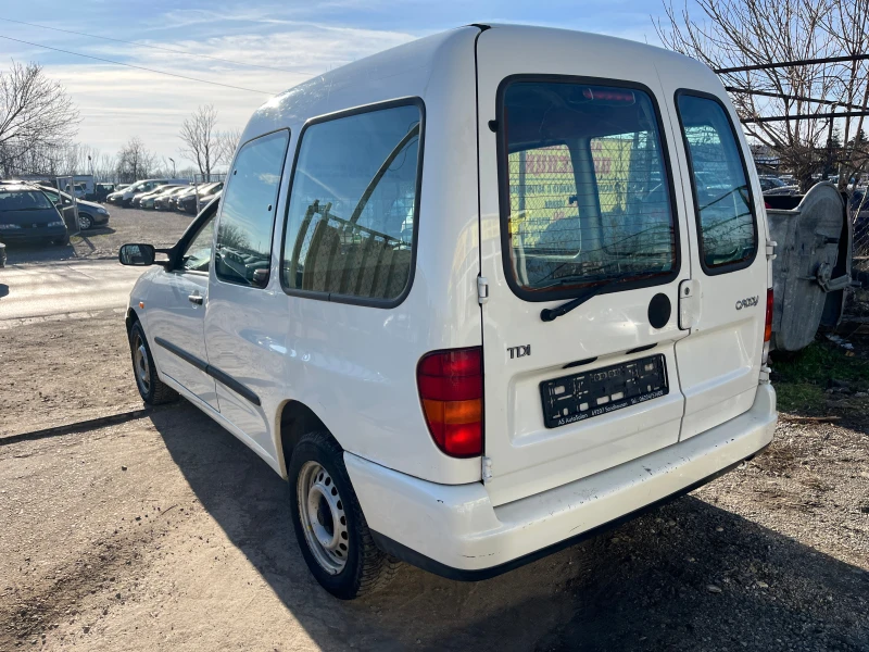 VW Caddy 1.9 90к.с, снимка 5 - Автомобили и джипове - 48689788