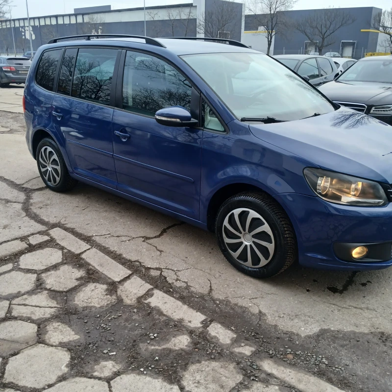 VW Touran АВТОМАТИК. DSJ., снимка 3 - Автомобили и джипове - 48807857