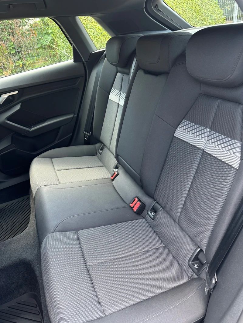 Audi A3 40TFSI QUATTRO MATRIX S-LINE, снимка 9 - Автомобили и джипове - 51302519