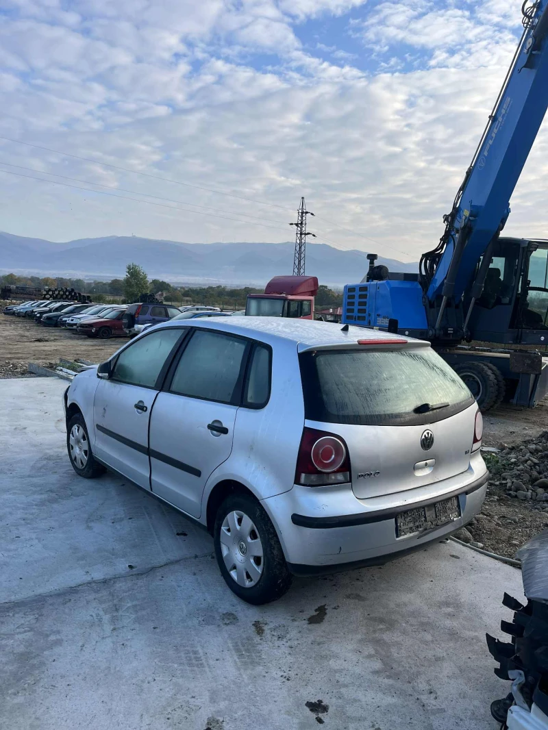 VW Polo Vw Polo / Поло 1.4 16v 80 кс. бенз, снимка 5 - Автомобили и джипове - 52072878