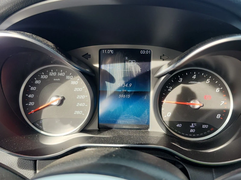 Mercedes-Benz C 300 2.0L Turbo 4MATIC, снимка 8 - Автомобили и джипове - 52643709