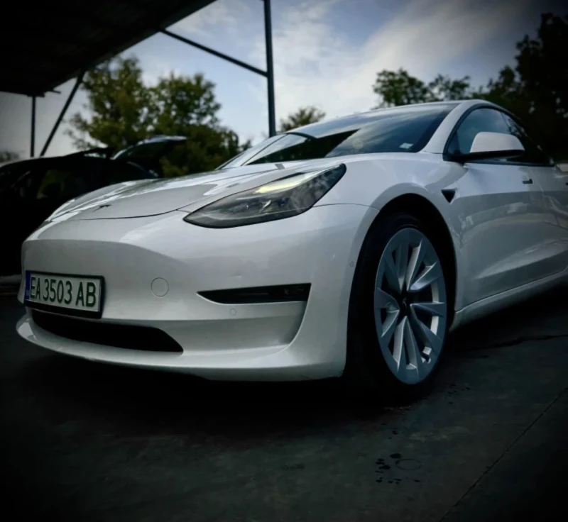 Tesla Model 3, снимка 6 - Автомобили и джипове - 52712756