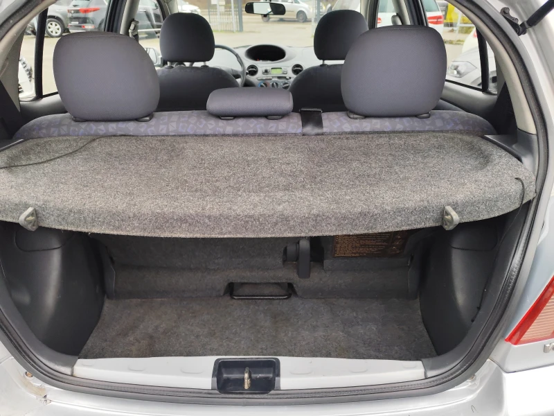 Toyota Yaris 1.3VVT-i* KLIMA* ШИБЕДАХ* , снимка 13 - Автомобили и джипове - 53247794