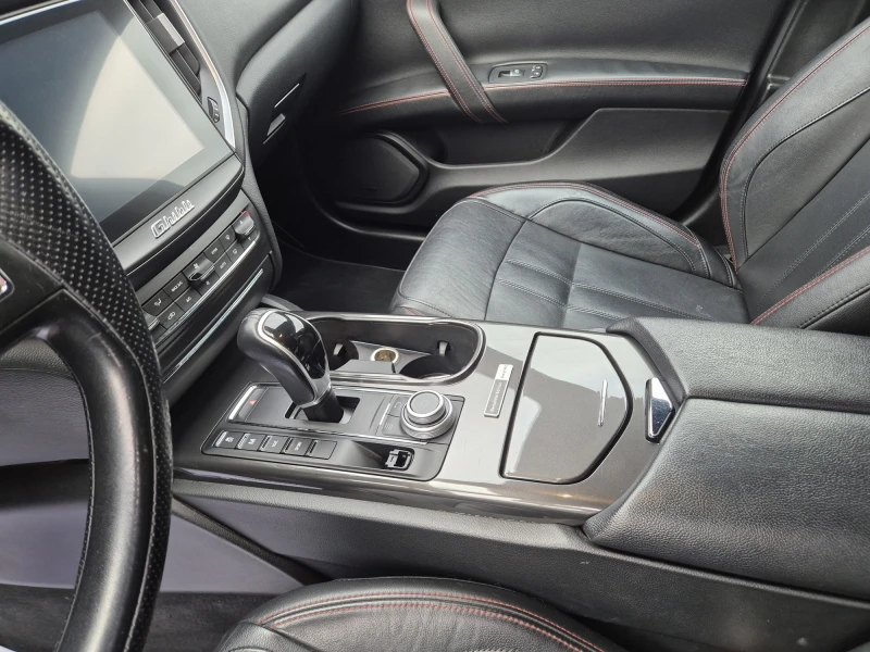 Maserati Ghibli SQ4 NERISSIMO EDITION ONE OF 450, снимка 15 - Автомобили и джипове - 53295658