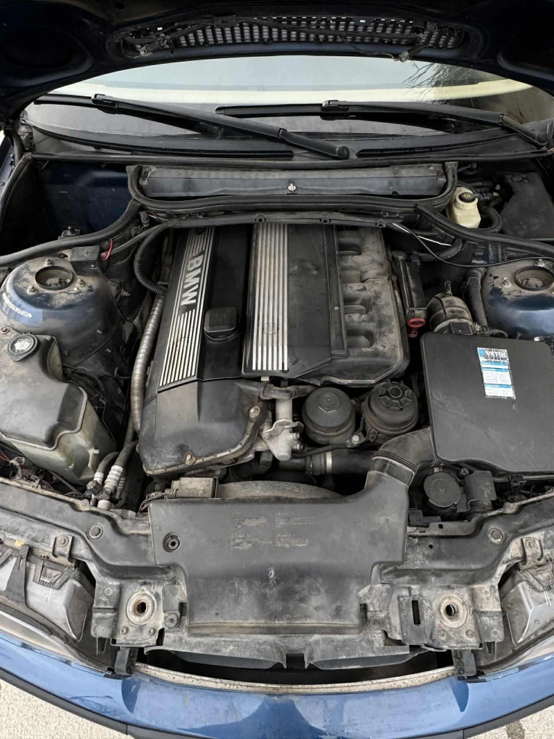 BMW 320, снимка 13 - Автомобили и джипове - 53385527