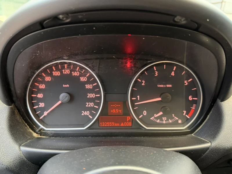 BMW 118 Автоматик , снимка 11 - Автомобили и джипове - 53568796