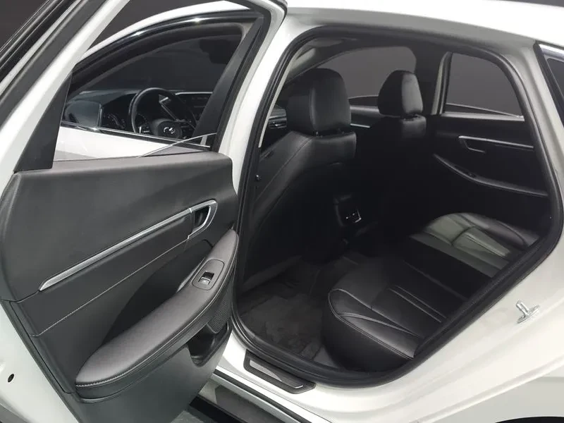 Hyundai Sonata 2.0 LPG, снимка 12 - Автомобили и джипове - 55557813