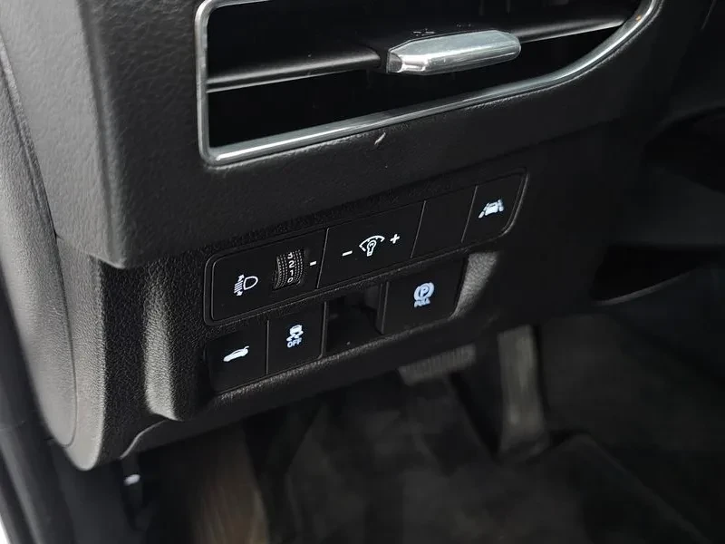 Hyundai Sonata 2.0 LPG, снимка 17 - Автомобили и джипове - 55557813