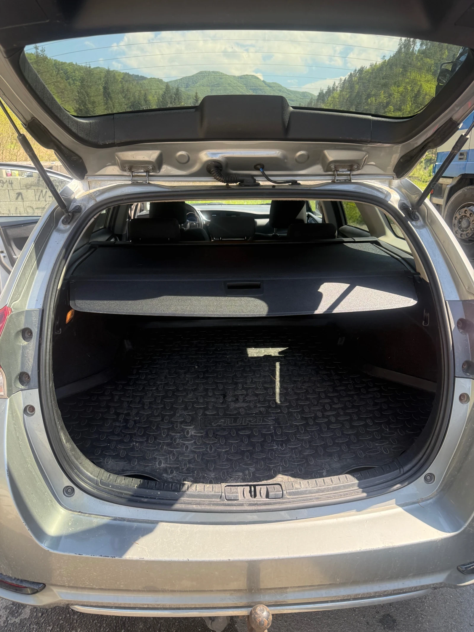 Toyota Auris Touringsport 1.6 D4-D Facelift - изображение 7
