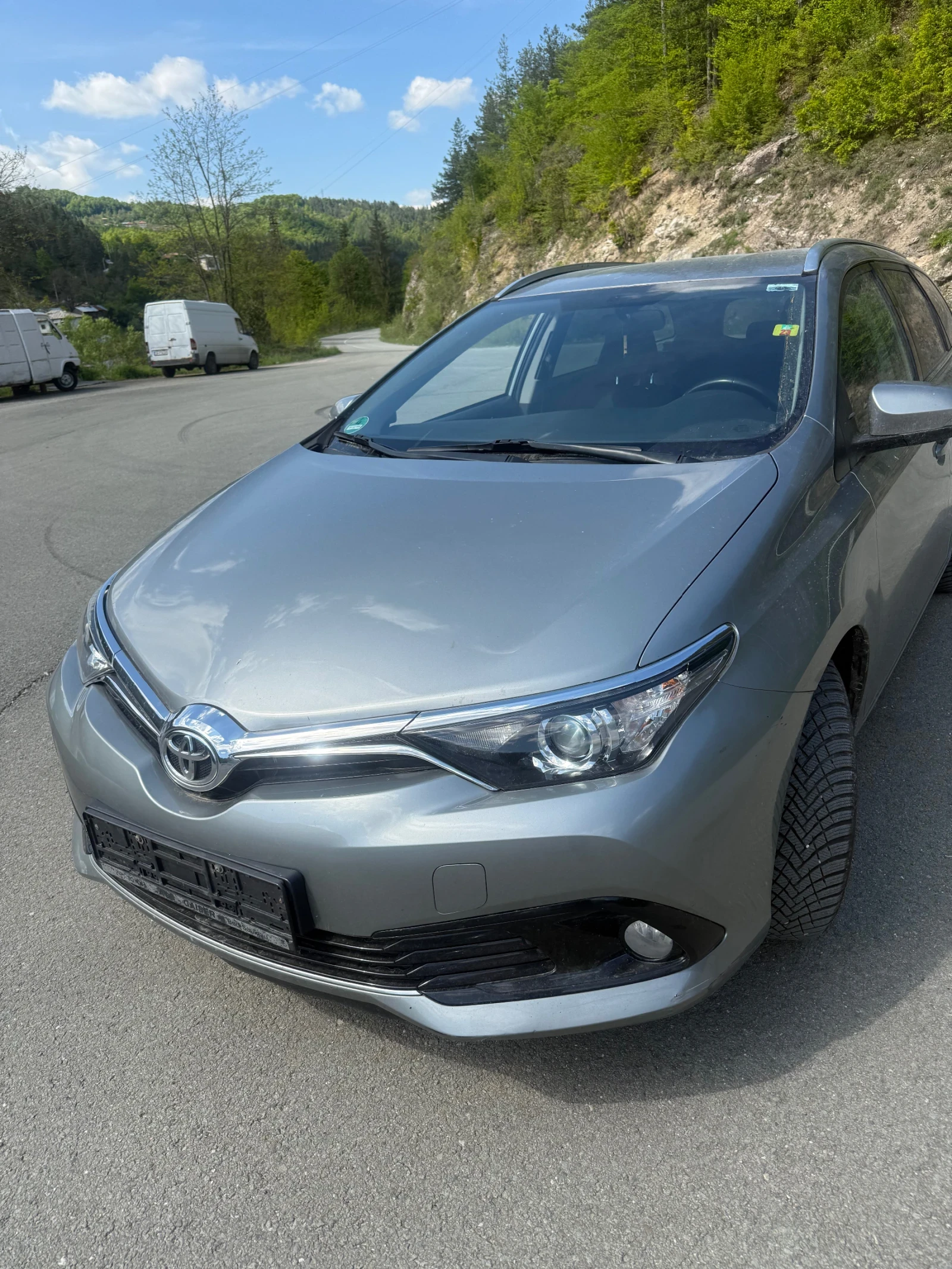 Toyota Auris Touringsport 1.6 D4-D Facelift - изображение 3