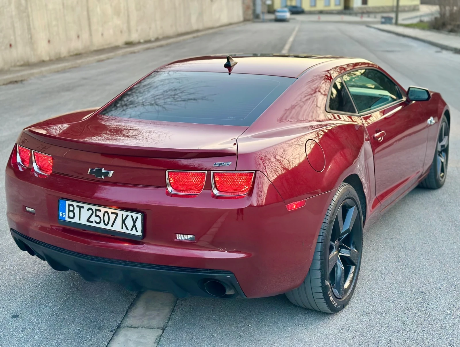 Chevrolet Camaro SS  V8 - изображение 6