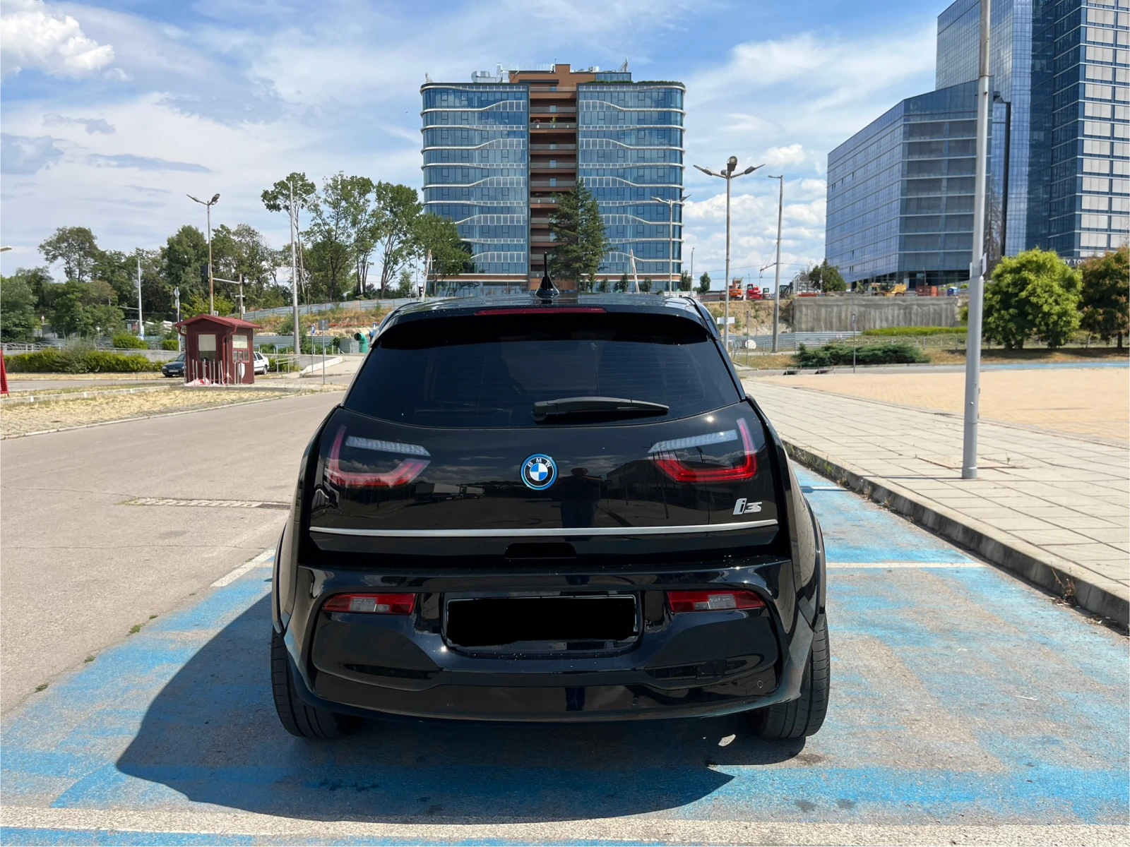 BMW i3 i3s 120 - изображение 8