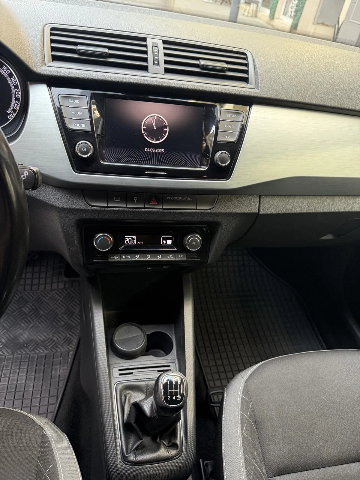 Skoda Fabia 1.0 / БЕНЗИН/ГАЗ - изображение 10