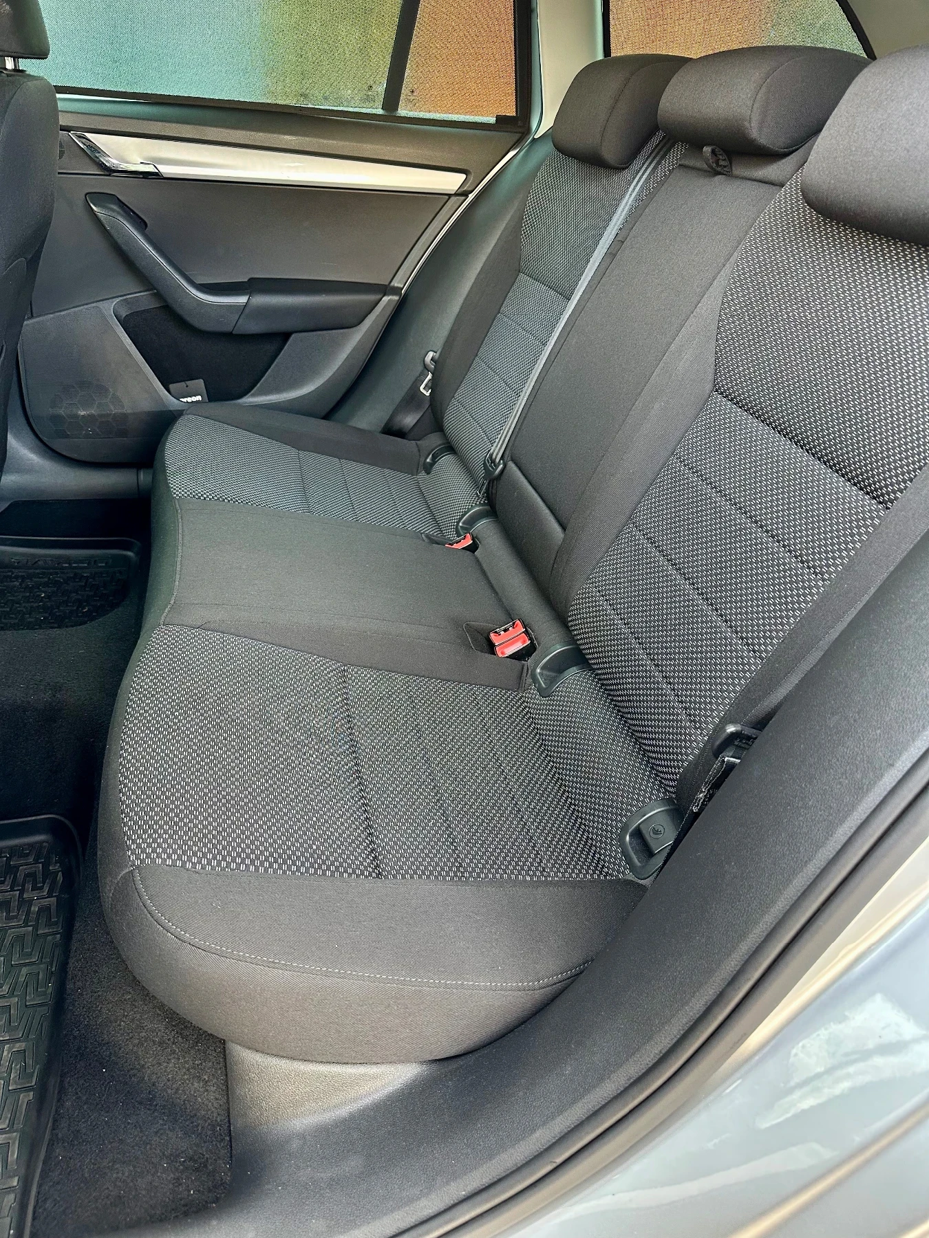 Skoda Octavia 1.6 TDI - 110hp | CAMERA | CARPLAY | NAVI | EURO 6 | Mobile.bg   15