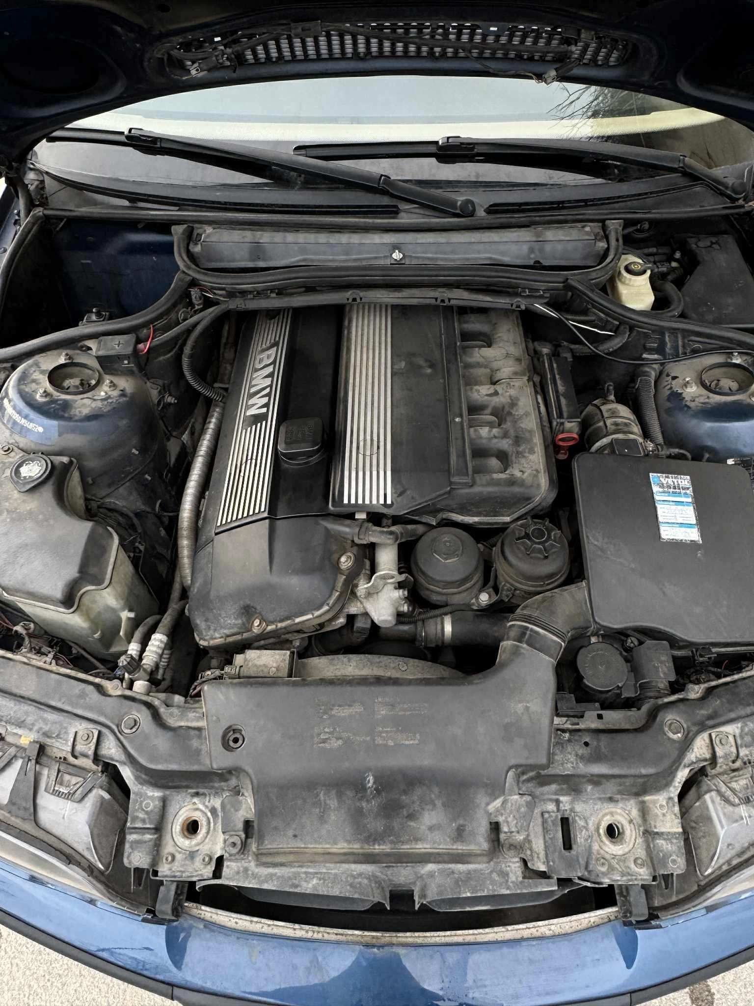 BMW 320, снимка 13 - Автомобили и джипове - 53385527