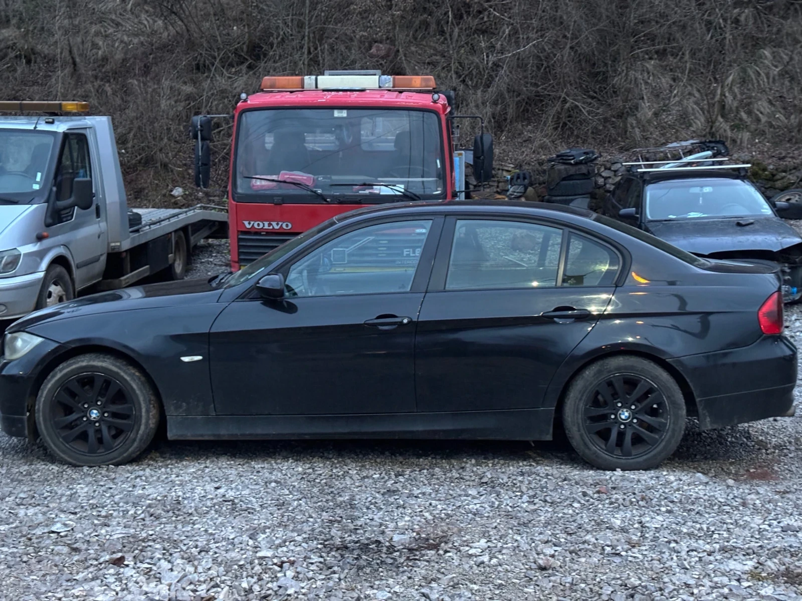 BMW 320, снимка 4 - Автомобили и джипове - 53813199