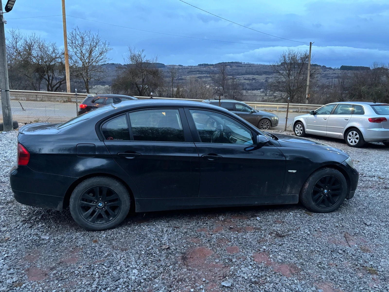 BMW 320, снимка 2 - Автомобили и джипове - 53813199