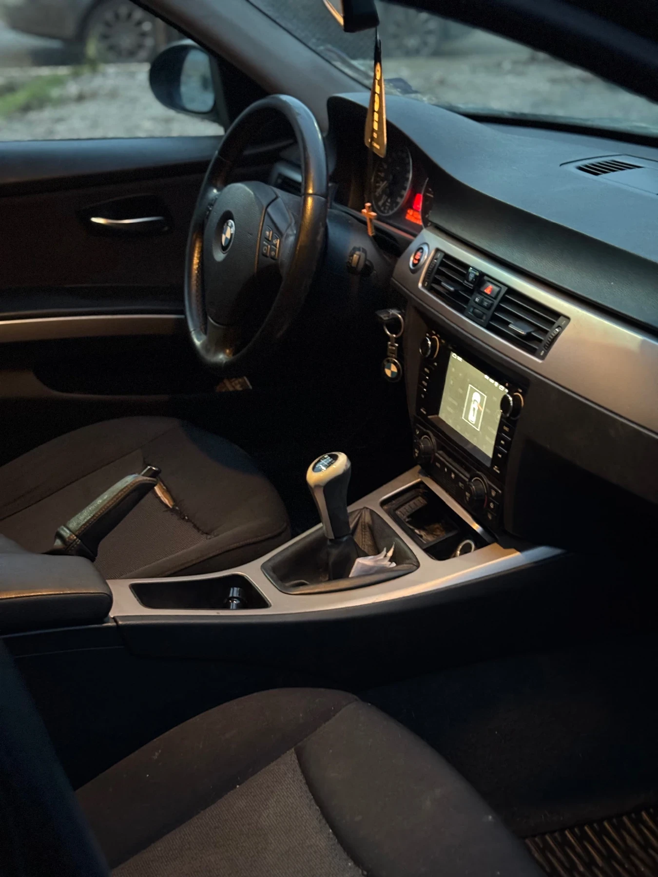 BMW 320, снимка 7 - Автомобили и джипове - 53813199