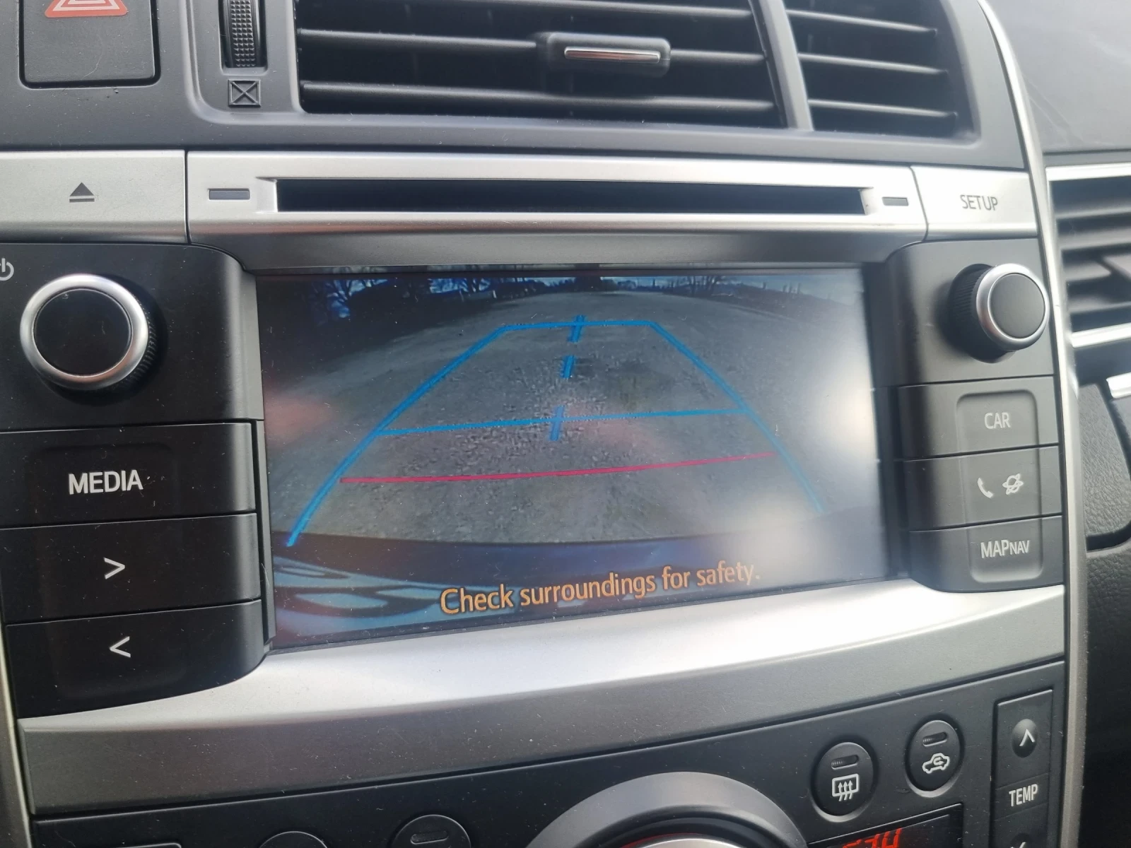 Toyota Verso, снимка 6 - Автомобили и джипове - 53989228