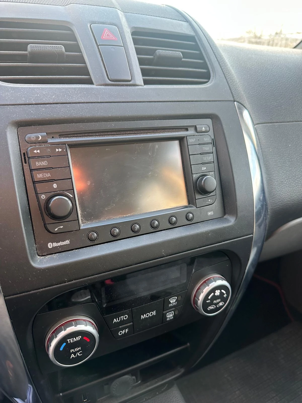 Suzuki SX4 4х4 NAVI FACELIFT ШВЕЙЦАРИЯ, снимка 7 - Автомобили и джипове - 54095159