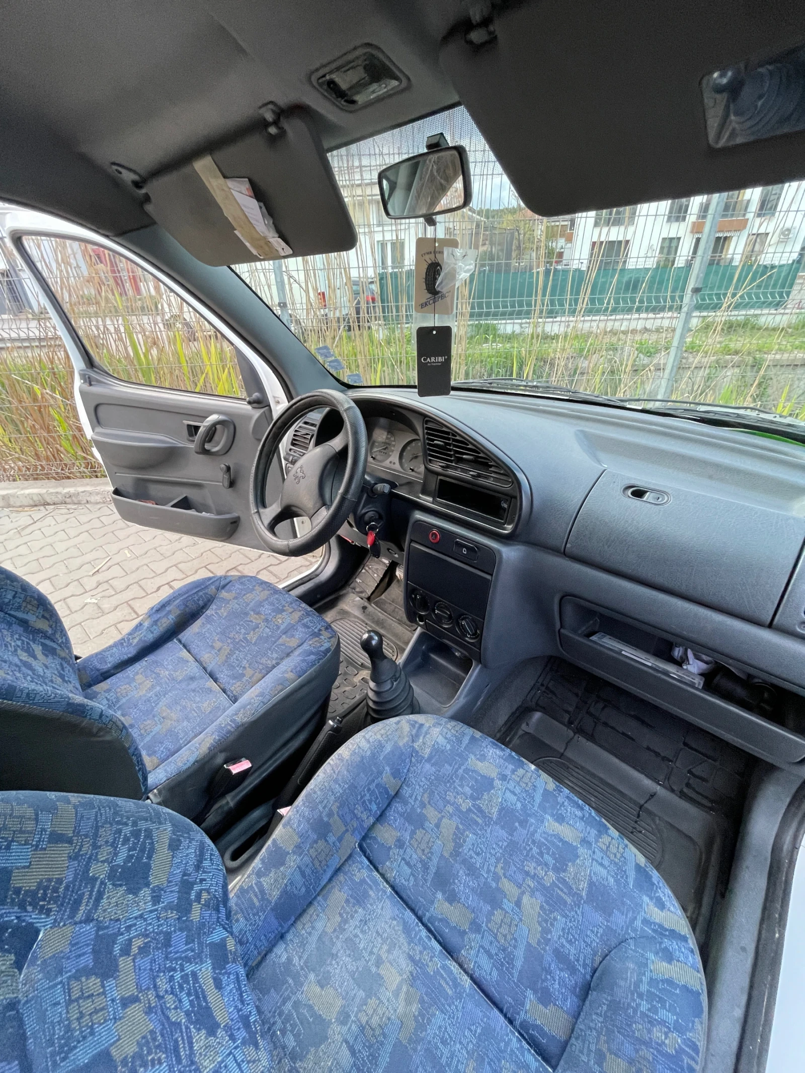 Peugeot Partner 1.9D, снимка 7 - Автомобили и джипове - 54665380