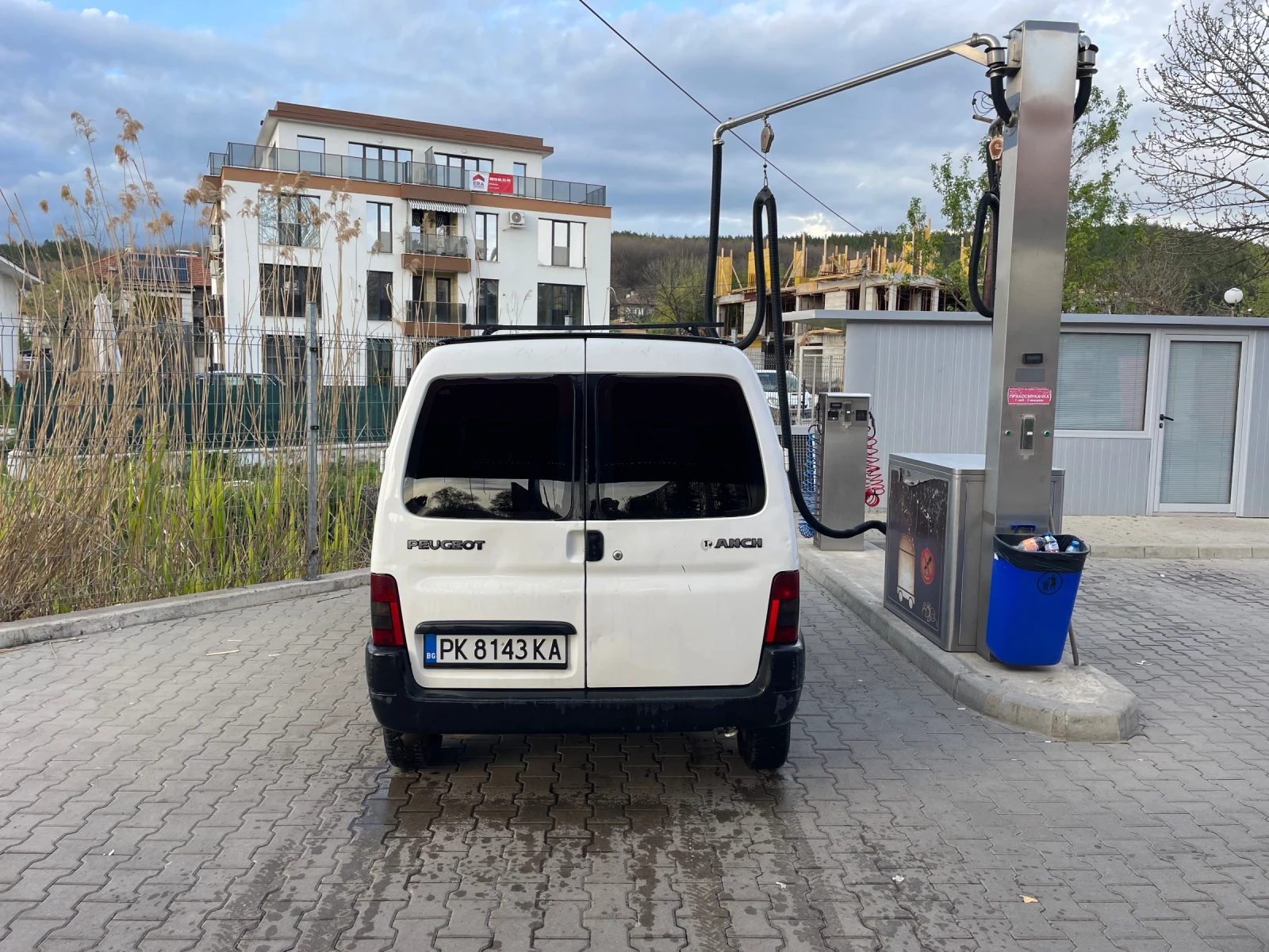 Peugeot Partner 1.9D, снимка 5 - Автомобили и джипове - 54665380