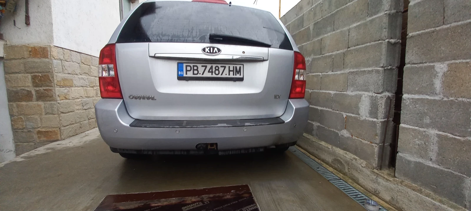 Kia Carnival, снимка 2 - Автомобили и джипове - 54682517